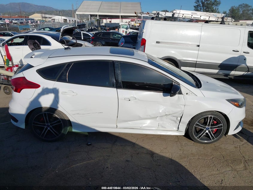 2017 Ford Focus St VIN: 1FADP3L90HL296288 Lot: 44510644