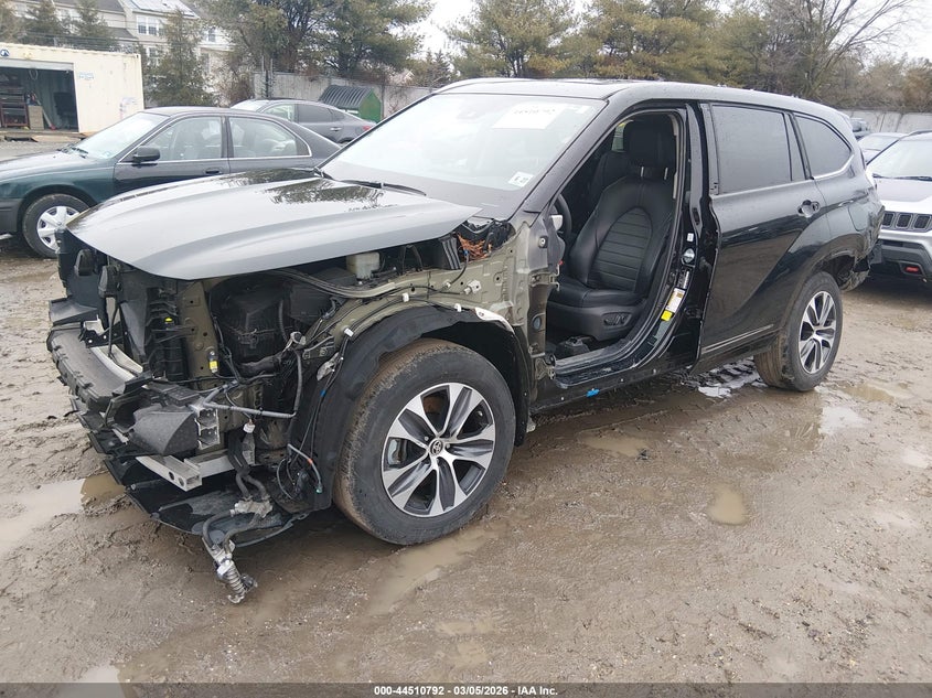 2022 Toyota Highlander Xle