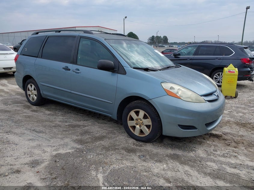 2006 Toyota Sienna Le
