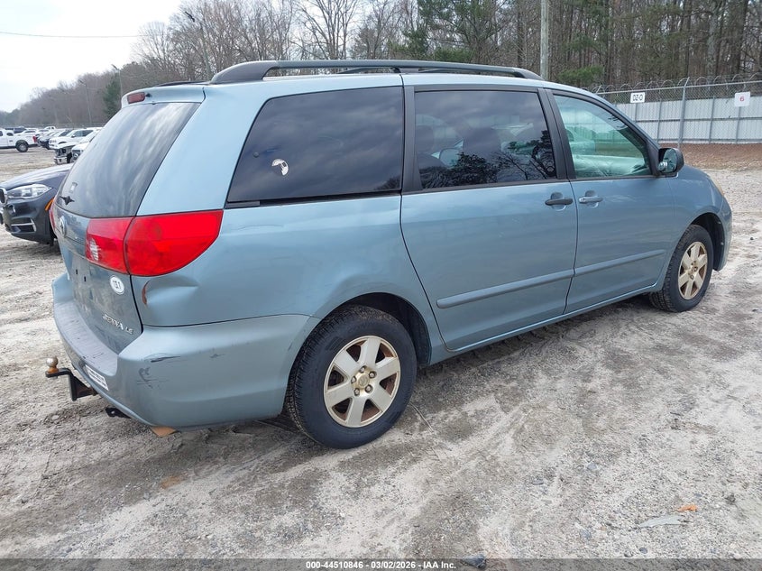 2006 Toyota Sienna Le