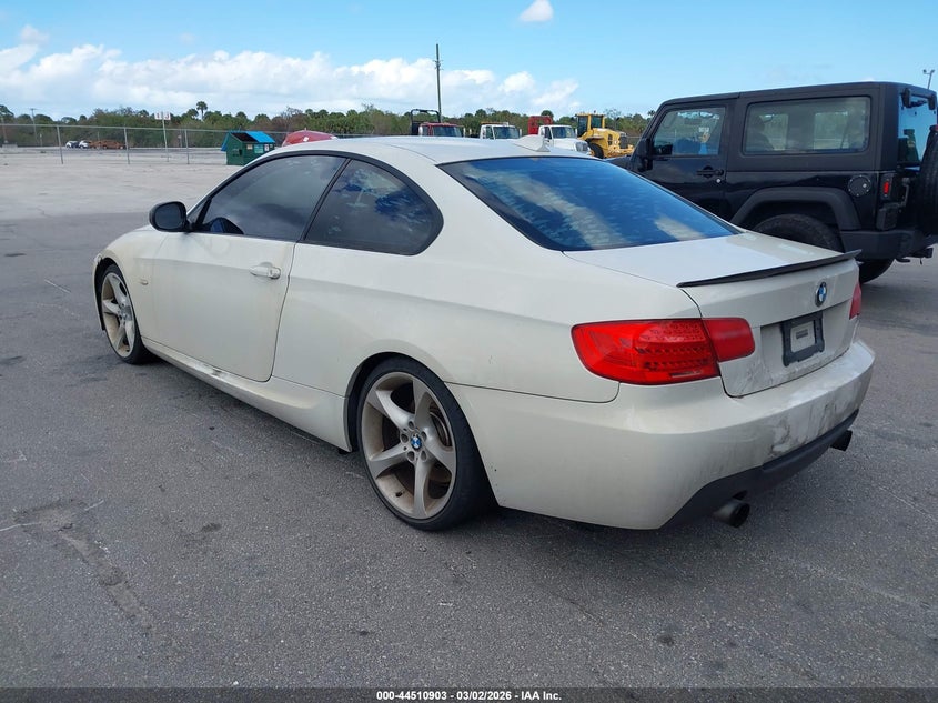 2011 BMW 335I
