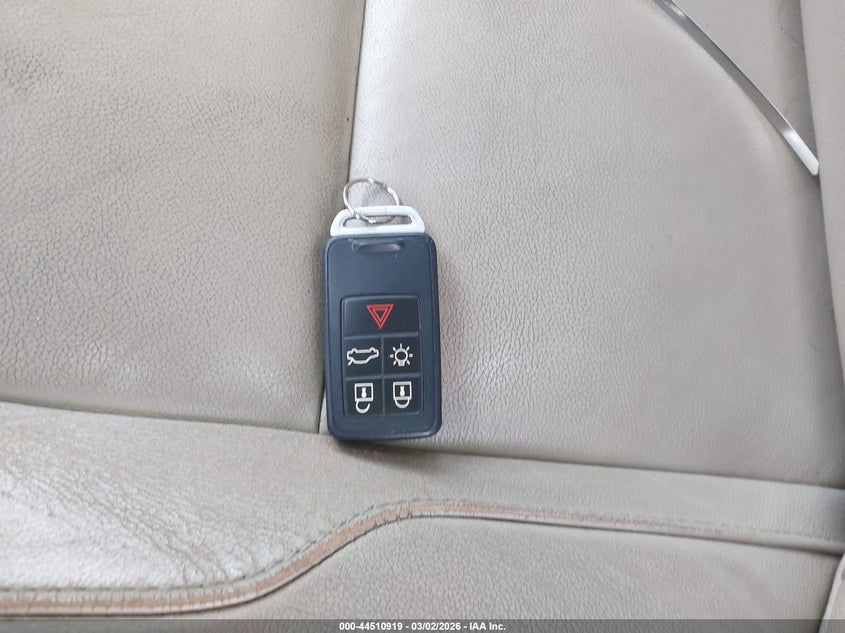 2015 Volvo S80 T5 VIN: YV140MAK0F1187052 Lot: 44510919