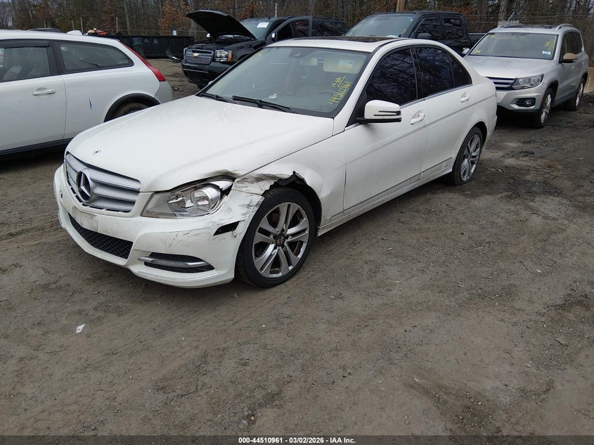 2012 Mercedes-Benz C 300 Luxury 4Matic