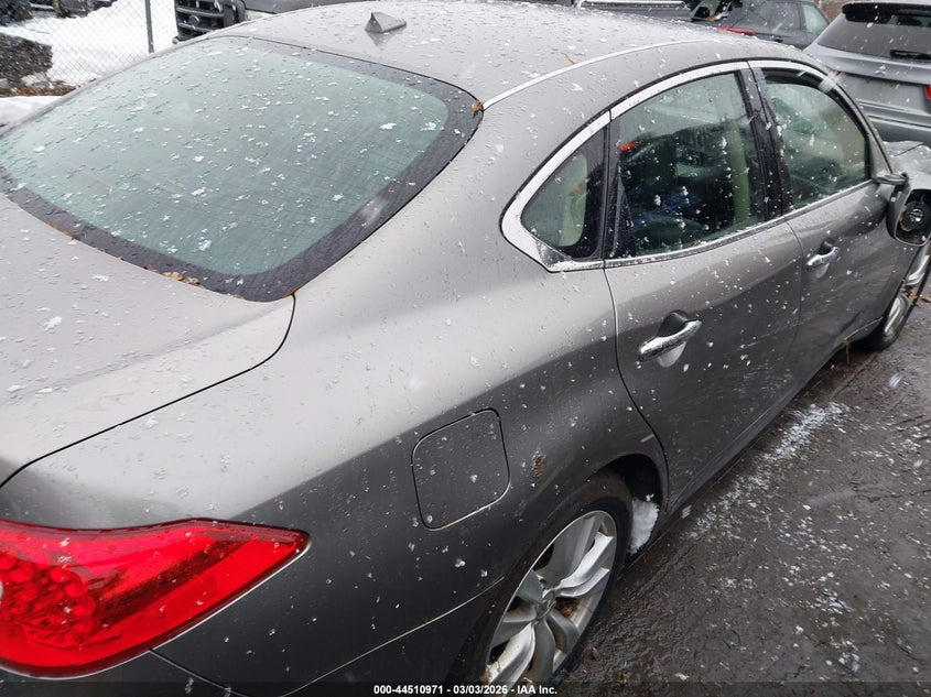 2011 Infiniti M37X