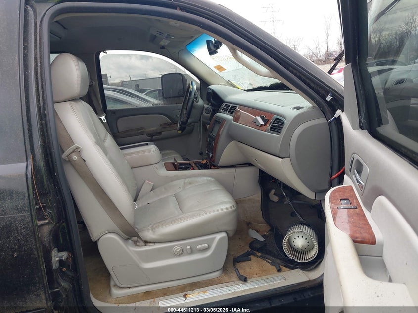 2007 Chevrolet Suburban 1500 Ltz