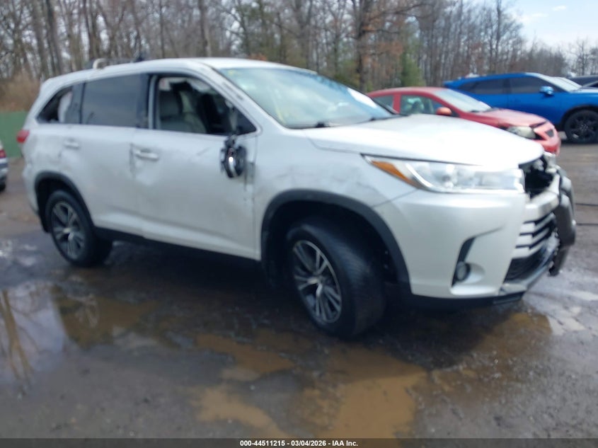 5TDBZRFH2KS925458 2019 Toyota Highlander Le Plus auction photo 1