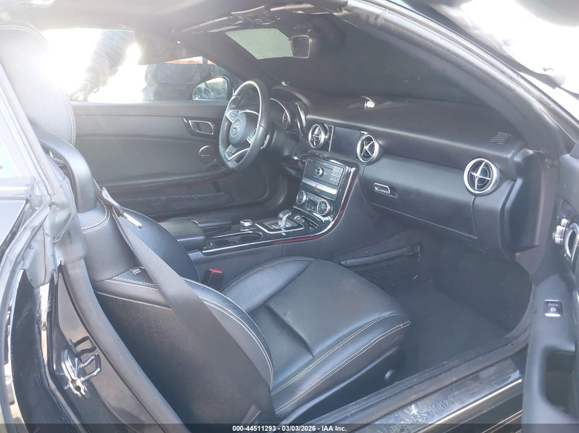 2020 Mercedes-Benz Slc 300