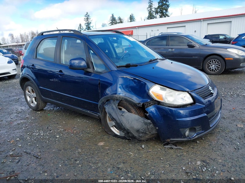 2011 Suzuki Sx4 Premium/Tech Valu Pkg (Nav)