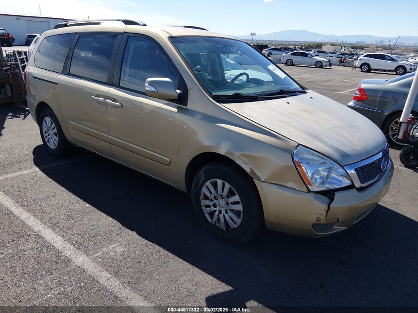 2011 Kia Sedona Lx