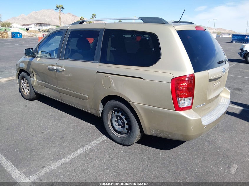 2011 Kia Sedona Lx