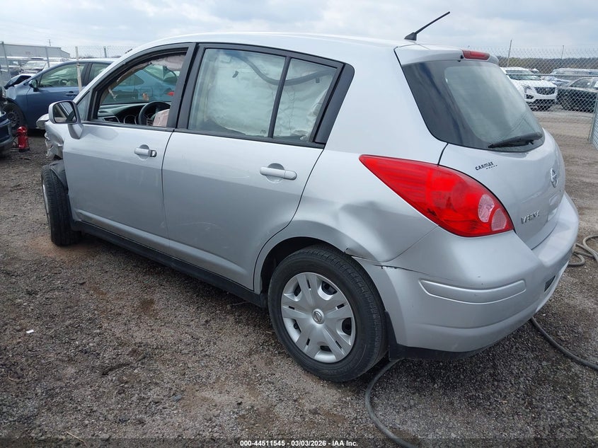 2011 Nissan Versa 1.8S