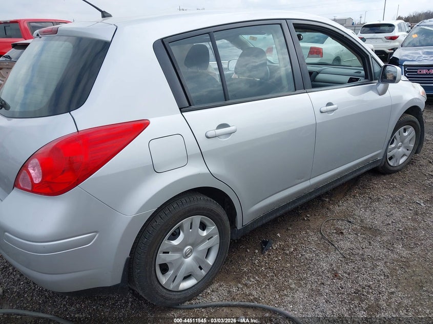 2011 Nissan Versa 1.8S