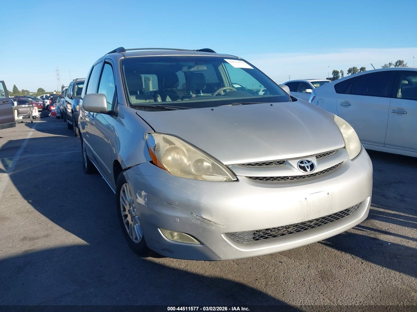 2010 Toyota Sienna Xle