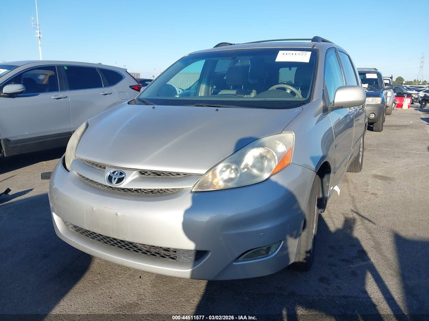 2010 Toyota Sienna Xle