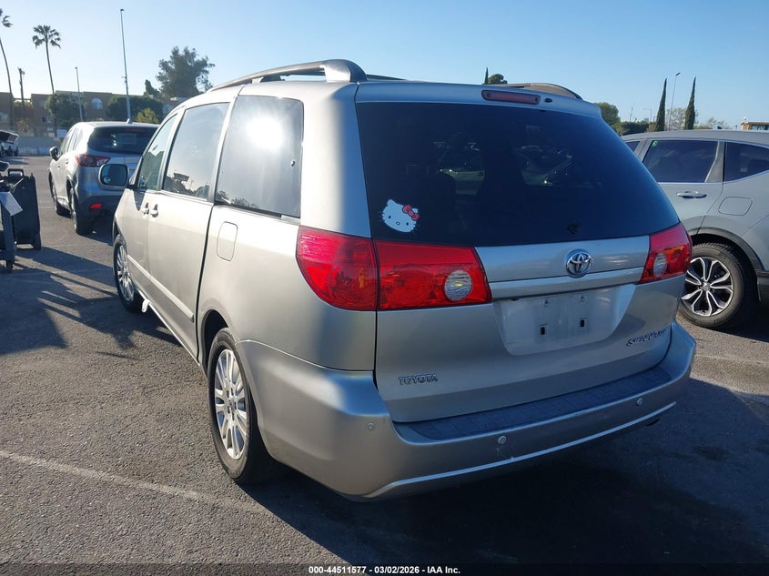 2010 Toyota Sienna Xle