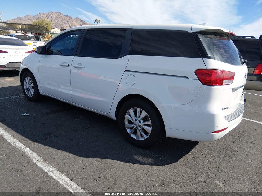 2015 Kia Sedona L