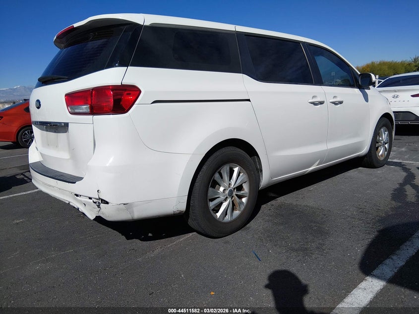 2015 Kia Sedona L