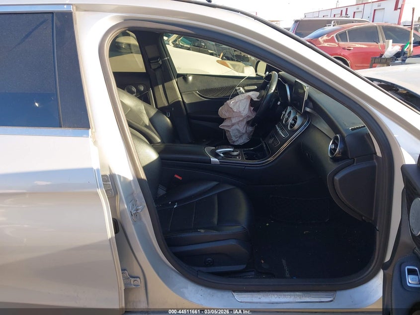 2016 Mercedes-Benz C 300