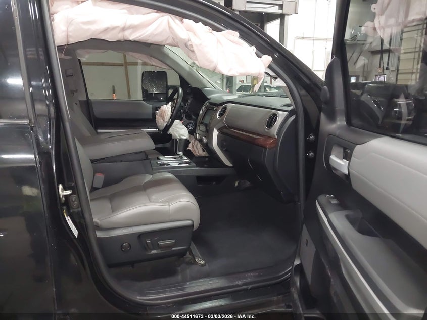 2017 Toyota Tundra Limited 5.7L V8