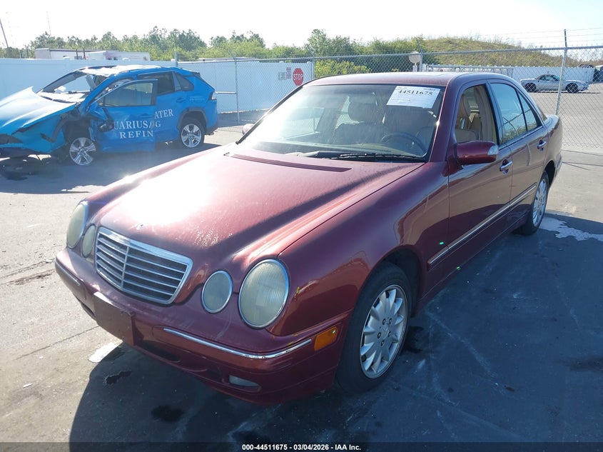 2000 Mercedes-Benz E 320