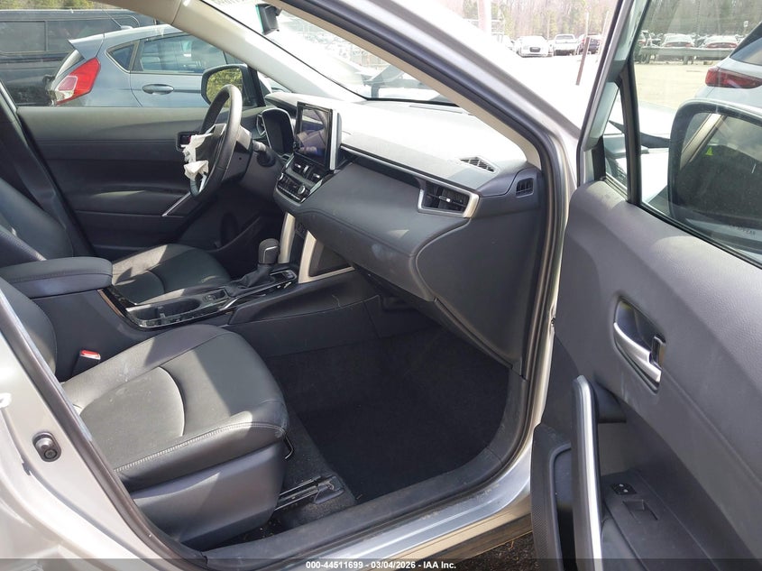 2024 Toyota Corolla Cross Xle