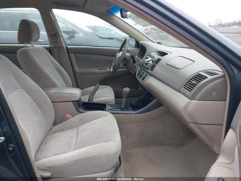 2004 Toyota Camry Le/Se/Std/Xle