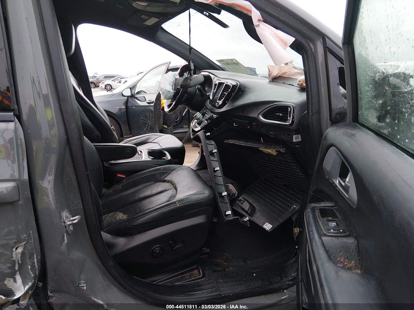 2020 Chrysler Pacifica Touring L Plus