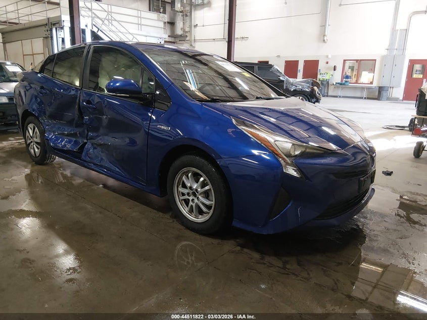 2016 Toyota Prius Three