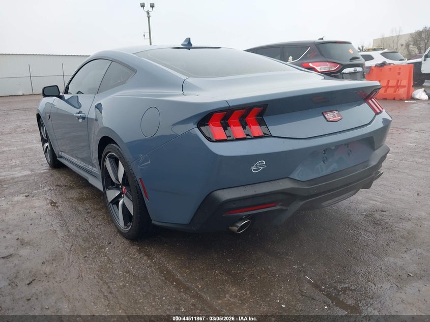 2025 FORD MUSTANG auction photo 3