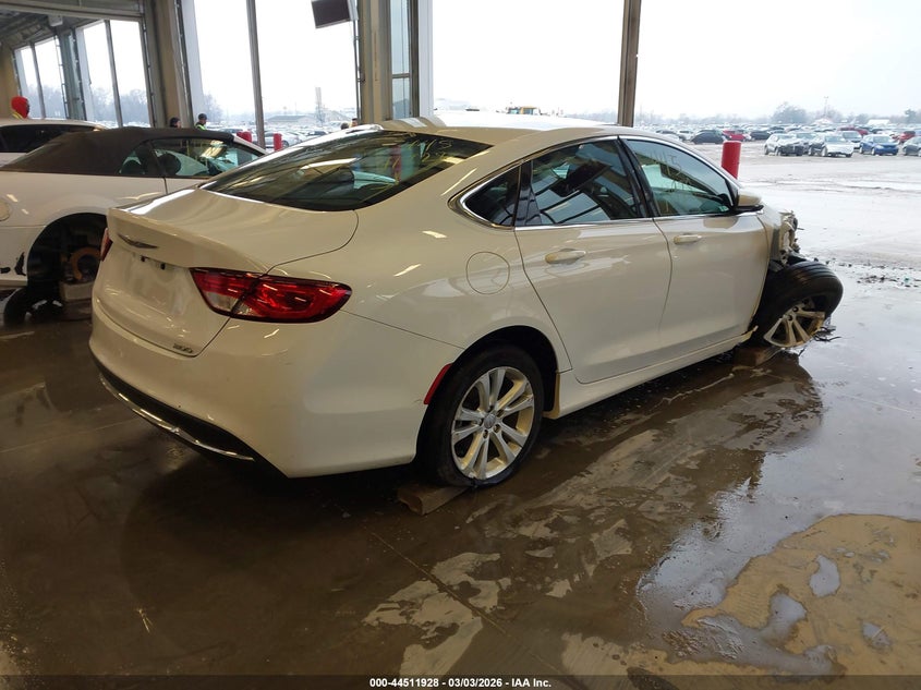 2016 Chrysler 200 Limited