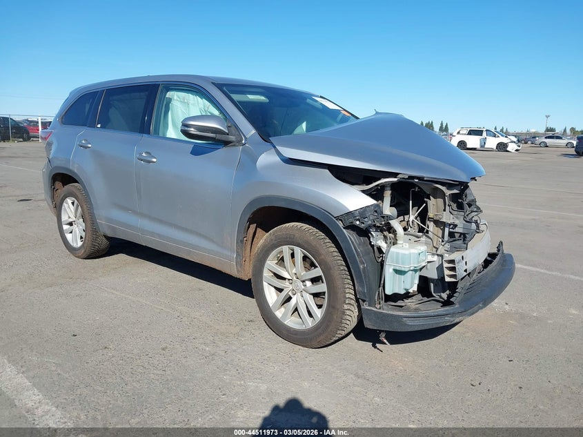 2014 TOYOTA HIGHLANDER LE