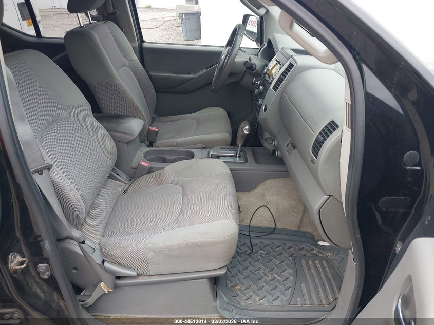 2013 Nissan Frontier Sv