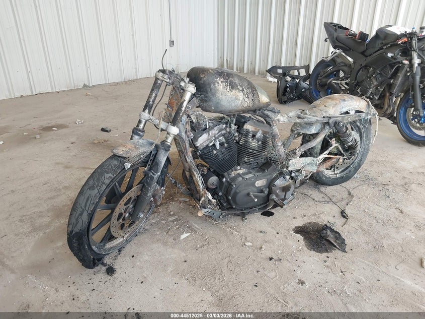 2022 HARLEY-DAVIDSON XL883 auction photo 2