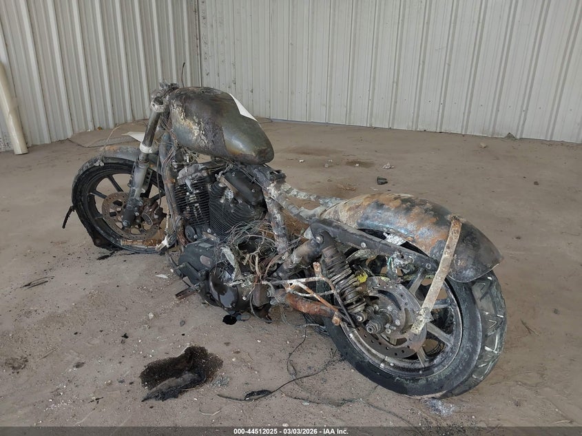 2022 HARLEY-DAVIDSON XL883 auction photo 3