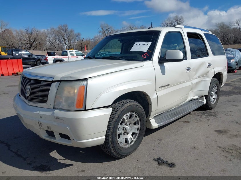 2002 Cadillac Escalade Standard