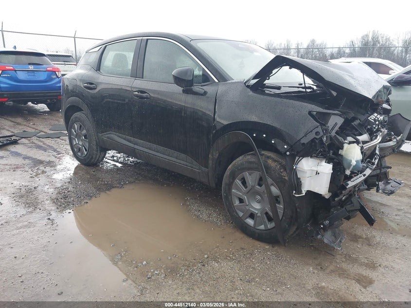 2025 Nissan Kicks S Fwd