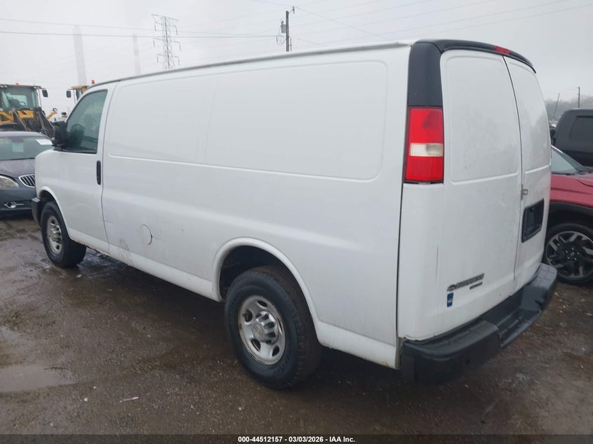 2012 Chevrolet Express 4.8 2500 Work Van white Lot 111044512157 Vin 1GCWGFCA7C1167709
