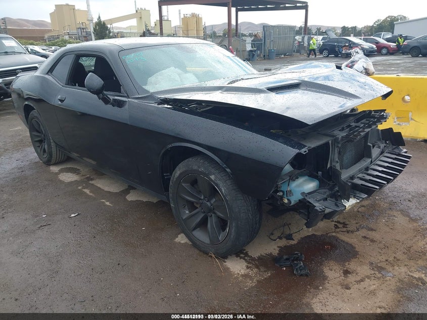 2021 Dodge Challenger Sxt