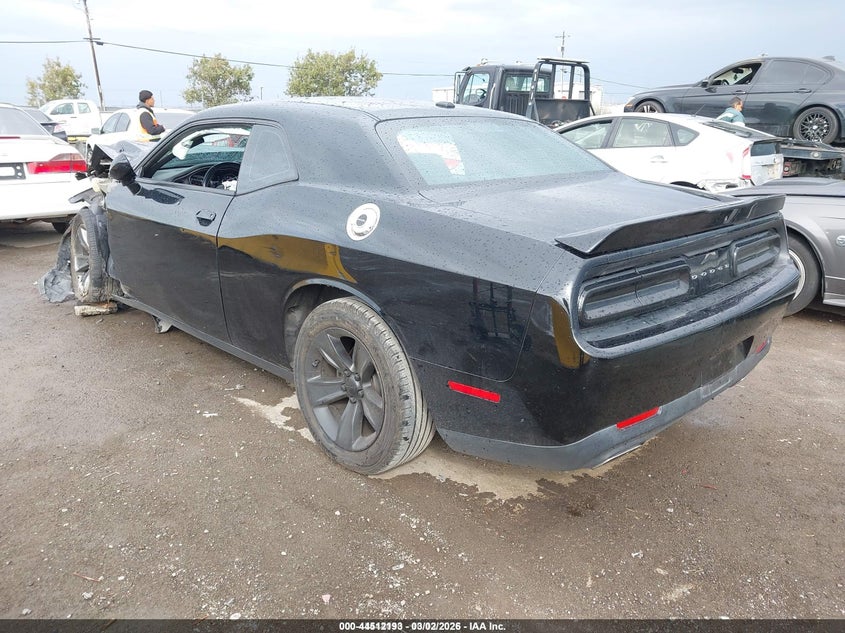2021 Dodge Challenger Sxt