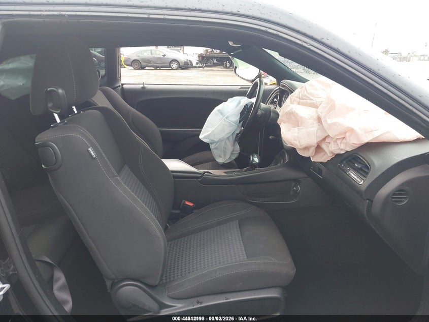 2021 Dodge Challenger Sxt