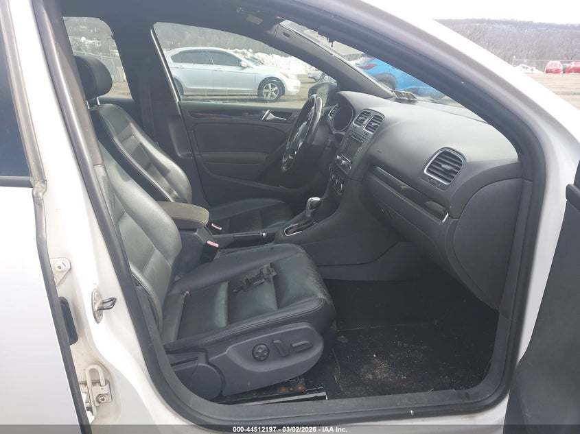 2011 Volkswagen Gti 4-Door