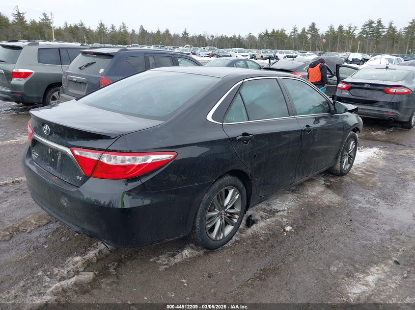 2016 Toyota Camry Se