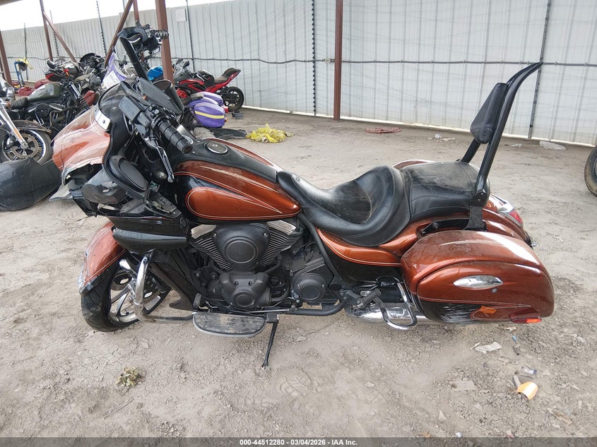 2011 Kawasaki Vn1700 J VIN: JKBVNRJ14BA001741 Lot: 44512280