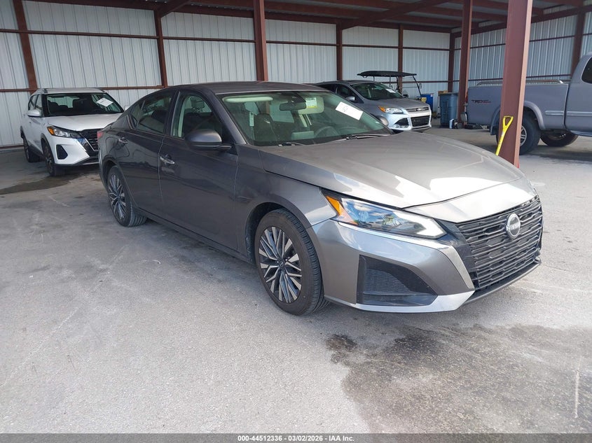 2024 Nissan Altima Sv Fwd