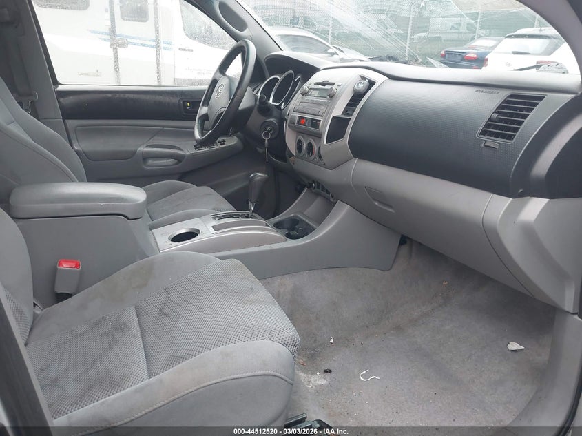 2011 Toyota Tacoma Base V6