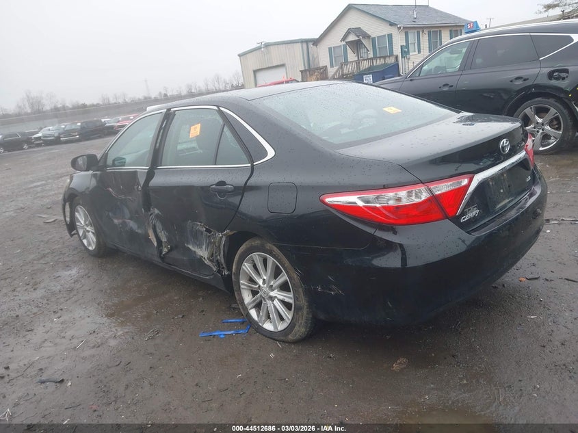 2016 Toyota Camry Le