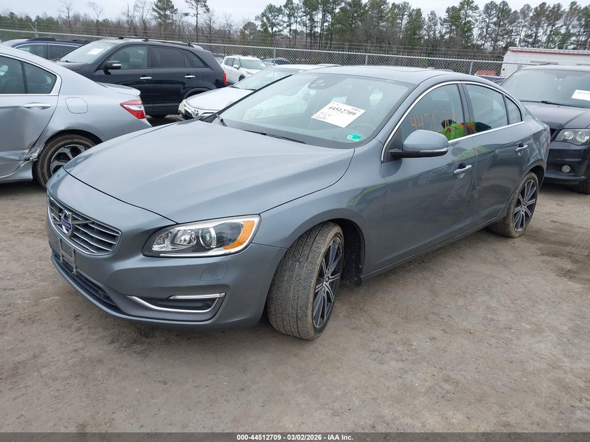 2016 Volvo S60 Inscription T5 Platinum