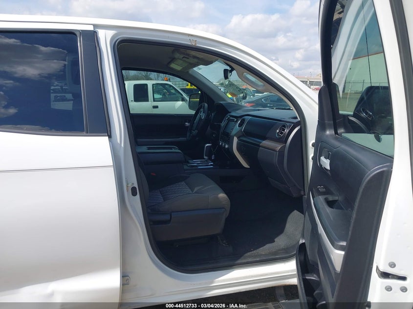 2018 Toyota Tundra Sr5 5.7L V8