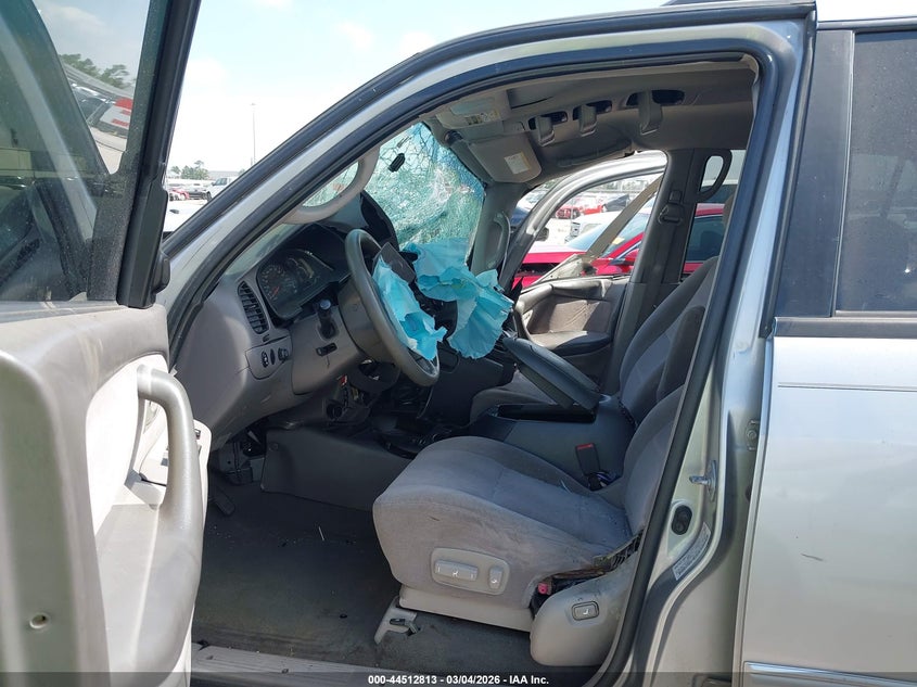 2002 Toyota Sequoia Sr5 V8