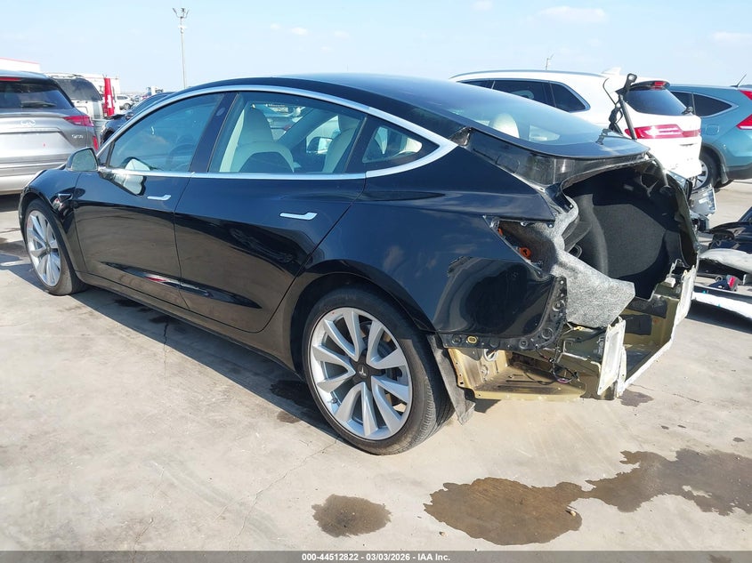 2018 Tesla Model 3 Long Range/Performance